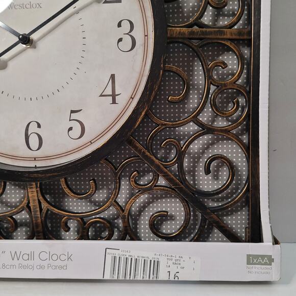 Westclox 20-inch Ornate Scrollwork Wall Clock. - Picture 5 of 8